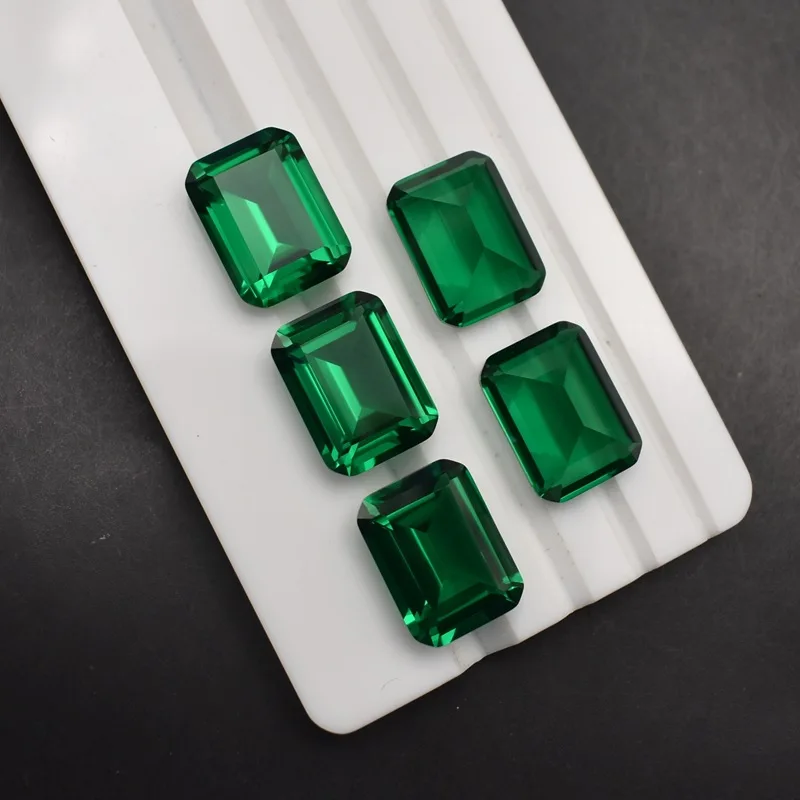 Natural Mined Emerald Green 10.50 Cts10x14mm Rectangle Cut AAAAA Sri-Lanka VVS Emerald Cut Gem 2