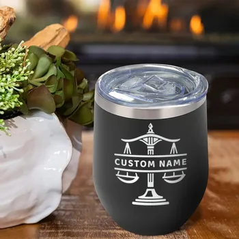 Tazza personalizzata in acciaio inossidabile da 12oz a tema avvocato, con coperchio trasparente, tazza da caffè, regalo giuridico per amici avvocati, oro bianco nero 2