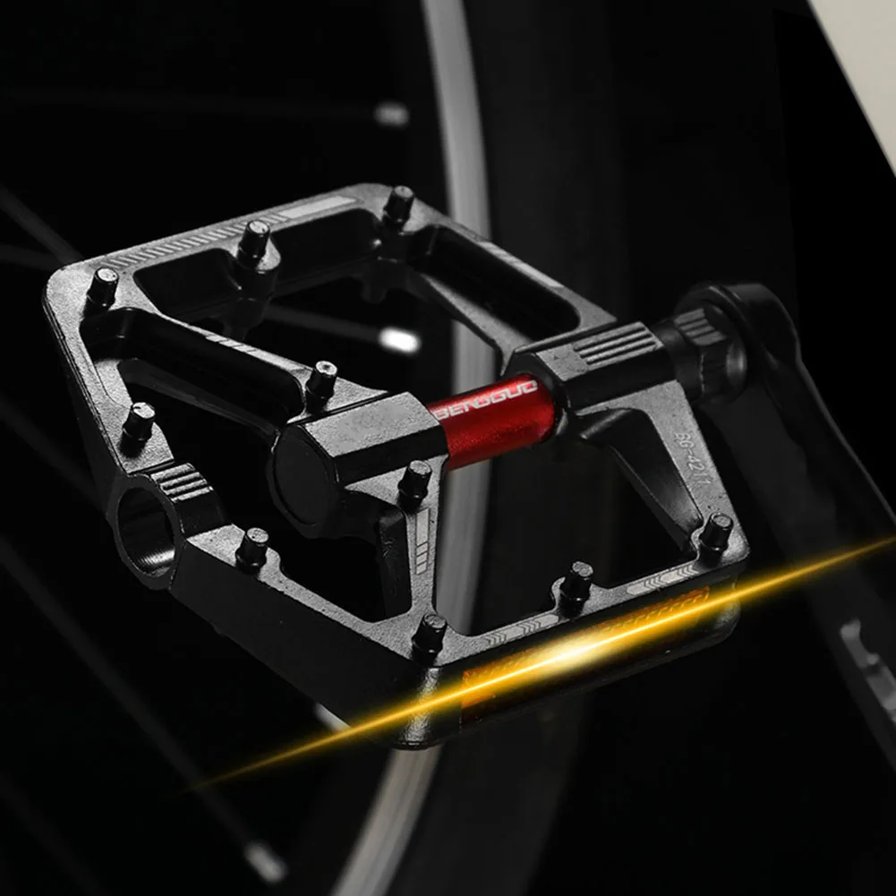 Double DU Bearing Ultralight Bike Pedals with Reflector Bicycle Platform Pedals Anti-Slip Cycling Safety Pedals for Night Riding