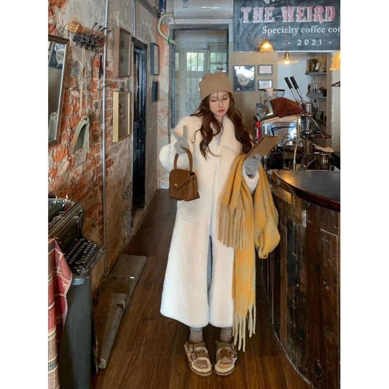Mid Faux Fur Women Coat 2023 Winter Loose Slim Thick Warm Jacket Lady Fashion Korean Casual Fur Coat With Pockets Simple Outwear