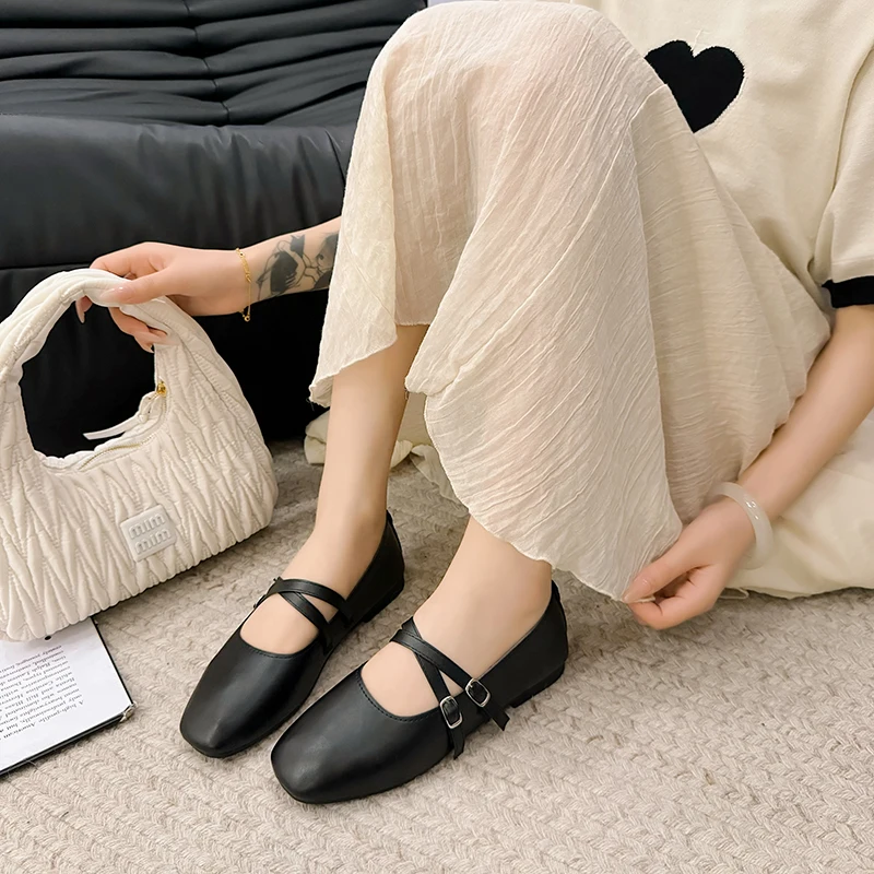 أحذية نسائية صيفية جديدة ذات فم مسطح ونعل مسطح أحذية ماري جين عالية الجودة برأس مربع