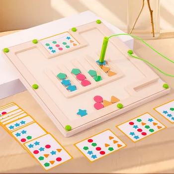 متاهة مغناطيسية خشبية على شكل لون