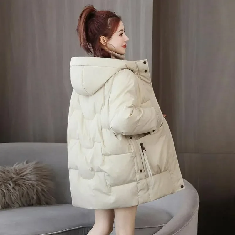 Рисунок 3 - Женское пуховое пальто из хлопка