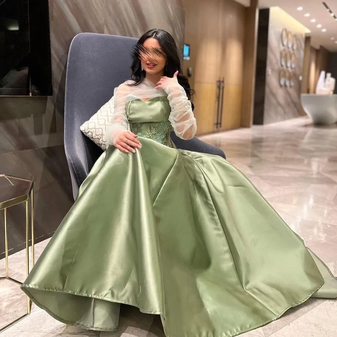 

Fashionvane Sweetheart Saudi Arabia Women Wear Evening Dresses Tulle Long Sleeves Prom Gowns Beaded Applique Sash Vestido Des