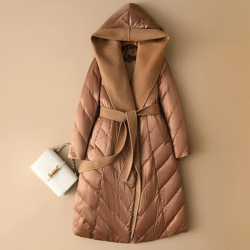 Рисунок 2 - Зимний пуховик кофейного цвета