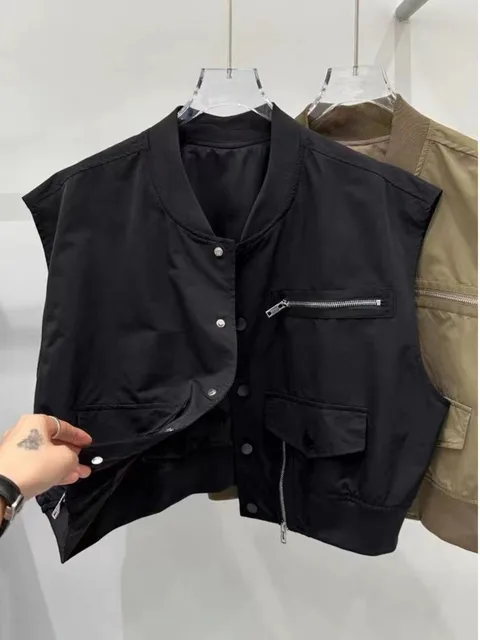 Stylish Chic Casual Zipper Cargo Vest for women, perfect for Spring/Summer 2024