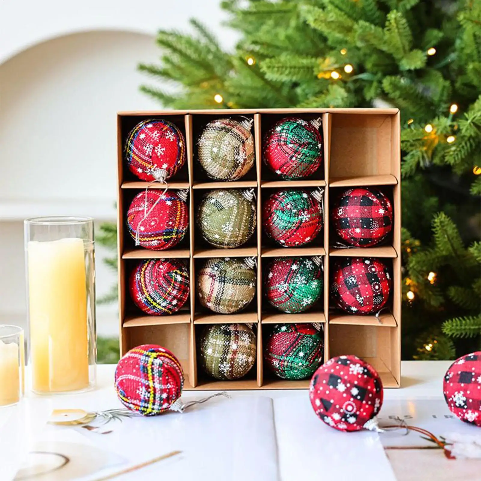 Christmas Tree Ornaments Set 16 Pieces Plaid Fabric Shatterproof Hangable Ornaments Holiday Pendants For Home Living Room