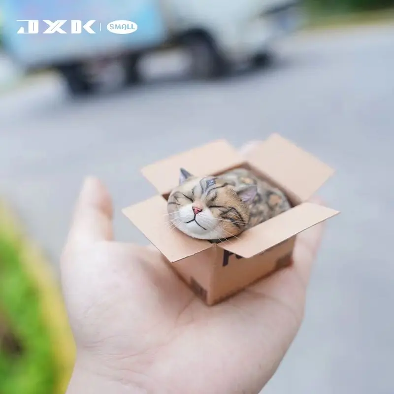 

Kawaii Jxk Small The Cat In The Delivery Box Lovely Cure Pet Mini Model Tide Toy Manual 100% Original Model Doll Toys Models