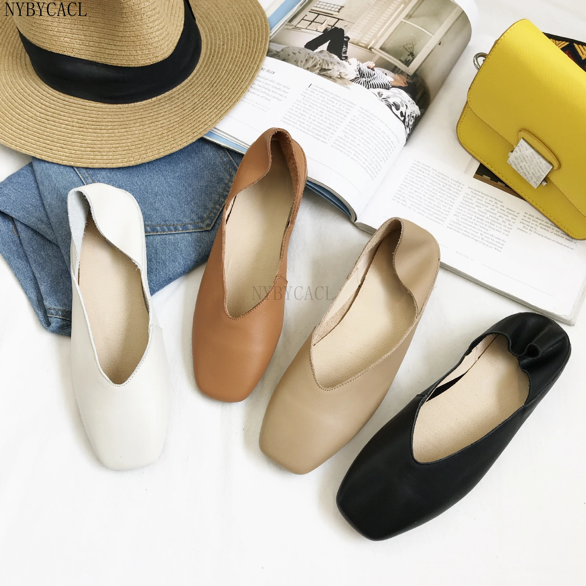Spring and Fall Fashion Women Fashion Comfortable Soft Pu Leather Slip on Flat Shoes Lady Casual Solid Shoes Female Retro Shoes