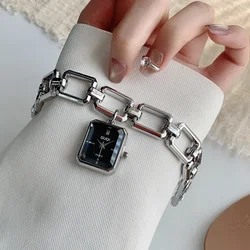 Elegant Women's Square Dial Quartz Bracelet Watch - Yes (Silver 2)