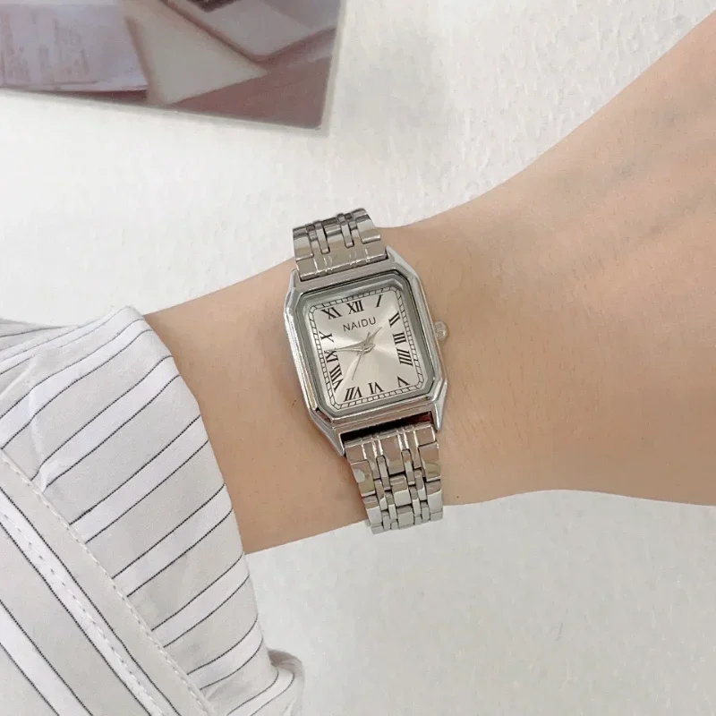 Famoso Nuovissimo Orologio Al Quarzo In Acciaio Inossidabile Moda Studentessa Per Il Tempo Libero Orologio Da Polso Di Lusso Dropshipping Relojes Para