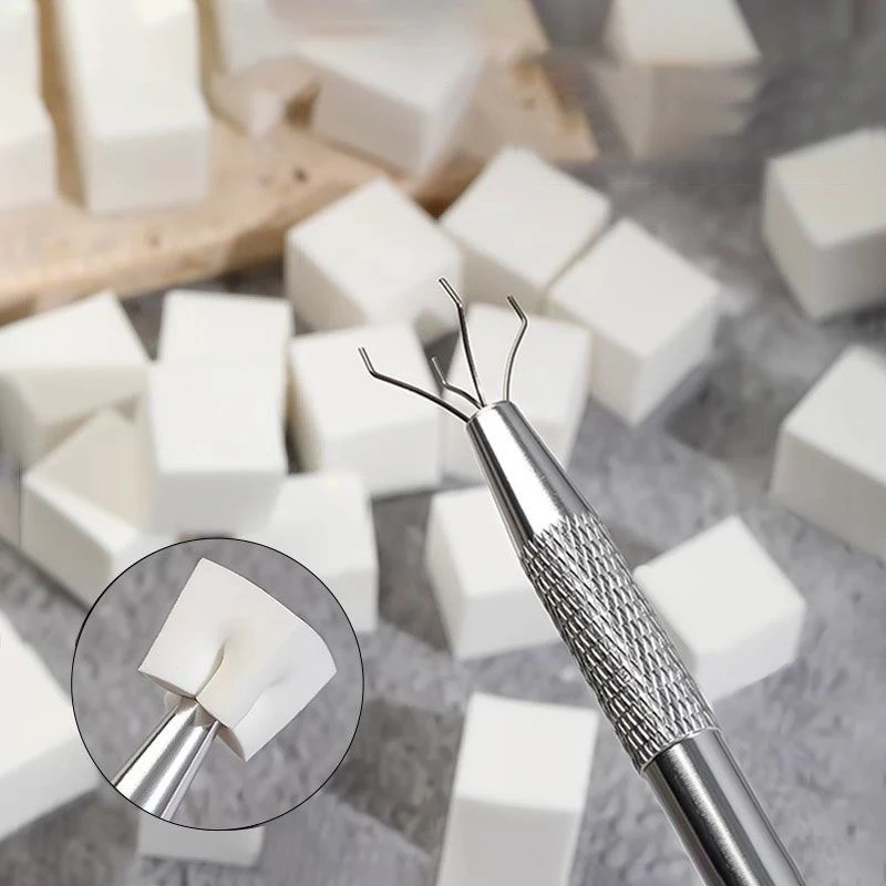 CALIYI 100/200개 미니 사각 메이크업 스펀지 (스크래핑 도구 포함) 컨실러, 리퀴드 파운데이션, 파우더용, 습식 및 건식 메이크업 퍼프