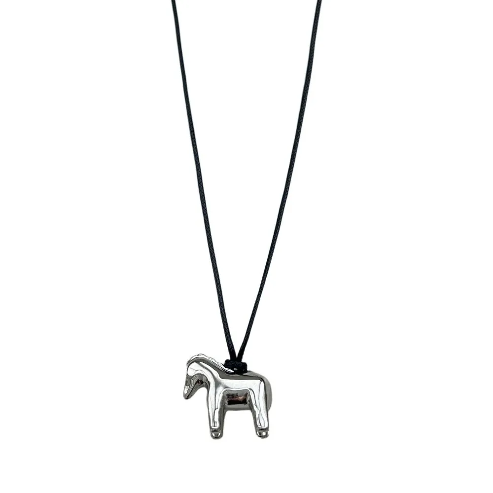 Fashion Horse Pendant Horse Pendant Necklace Metal Long Black Rope Sweater Chain Gift Adjustable Long Necklace Women