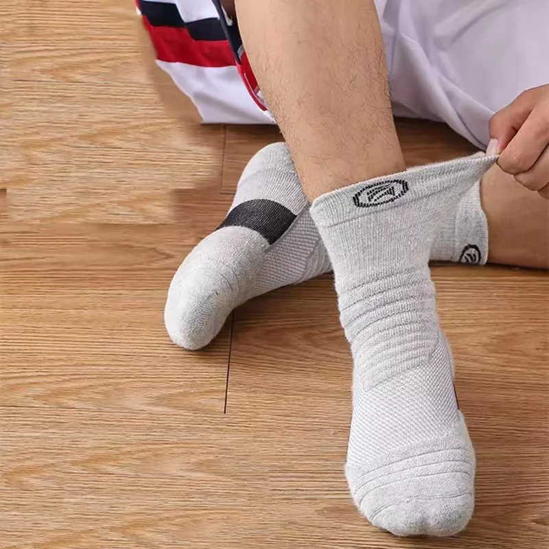 3Pairs Anti-slip Fußball Männer Frauen Baumwolle Socke Kurze Lange Röhre Fußball Basketball Sport Atmungsaktive Deodorant_voghion.com