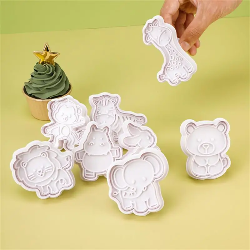 

4Pcs Creative Decorative Cookie Animal Molds Plastic Sugar Stamp Fondant Cake Molds Cartoon Cookie Cutter Decorative Tools