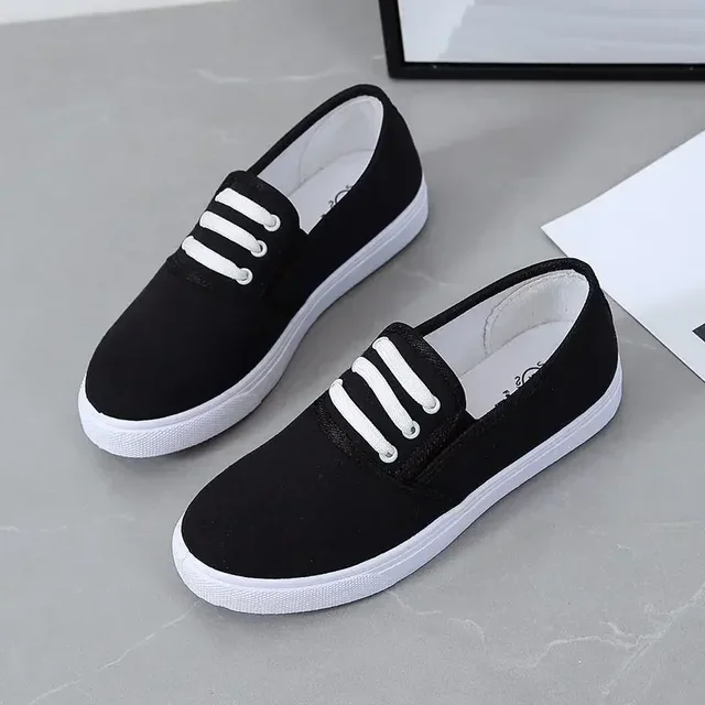 Women Canvas Slip on Flat Shoes Ladies Black Loafer Black Woman Sneakers Casual Shoes Flats Non-slip One-stepper Canvas Shoes