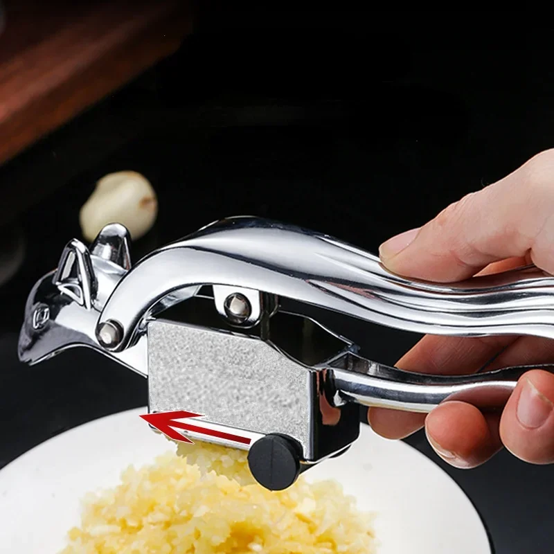 Creative squirrel garlic press hand garlic masher zinc alloy clip stainless steel manual masher