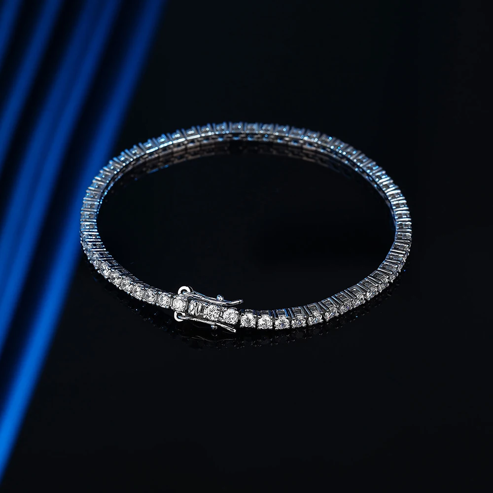 Round Brilliant 12.00 ctw VS2 Clarity, G Color Diamond Platinum Bracelet |  Costco