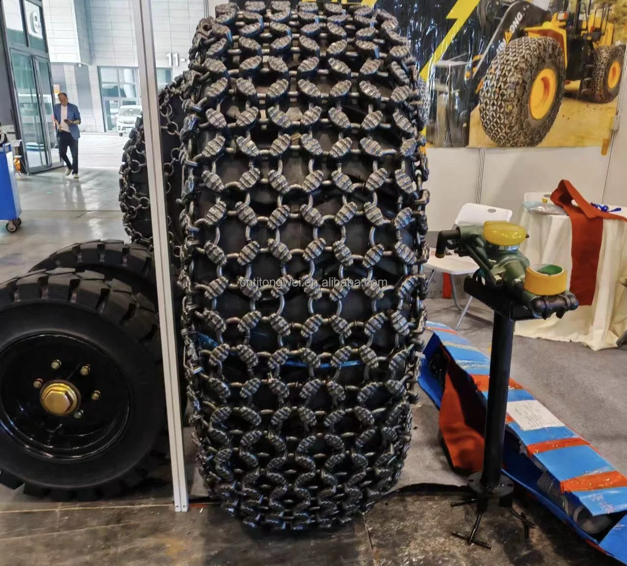 29.5-25 tyre protection chain for Komatsu WA380 loader