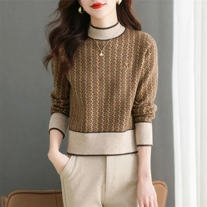 Autumn and Winter Women's Contrast Color Half High Collar Long