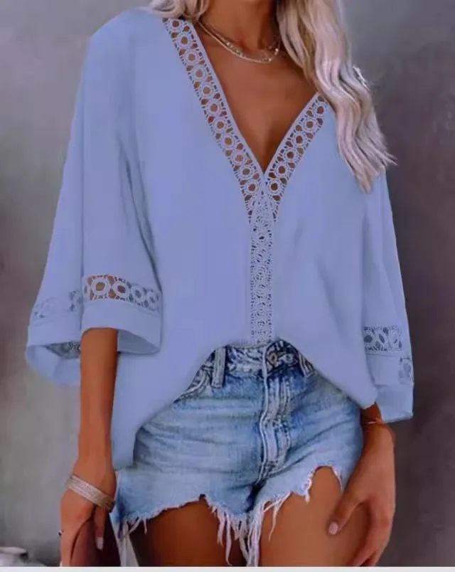 

Women's new V-neck hollowed out lace lace lace shirt for commuting, versatile and casual wear