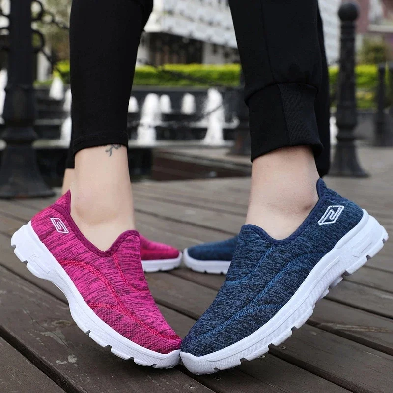 SNURULAN Spring New Middle-aged Man Shoes Walking Shoes Elderly Non-slip Soft Bottom Dad Sneakers Casual Men's