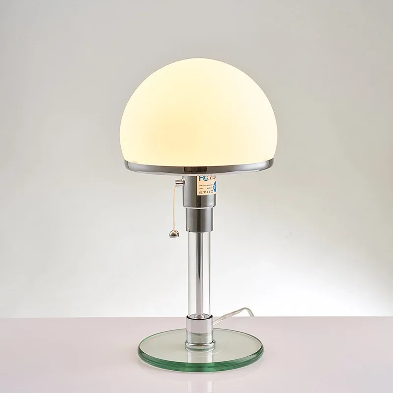 Wilhelm LED 테이블 램프 디자이너 바우하우스 램프, 북유럽 침실 침대 옆 간단한 유리 테이블 램프, 거실용 독특한 조명