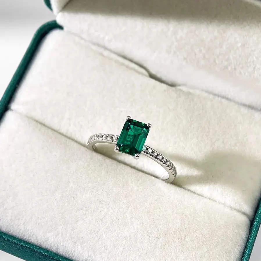 Halaile 5*7mm 1CT 잠비아 에메랄드 반지 실험실에서 재배한 S 여성용 스파클링 파인 쥬얼리 웨딩 발렌타인 데이 선물