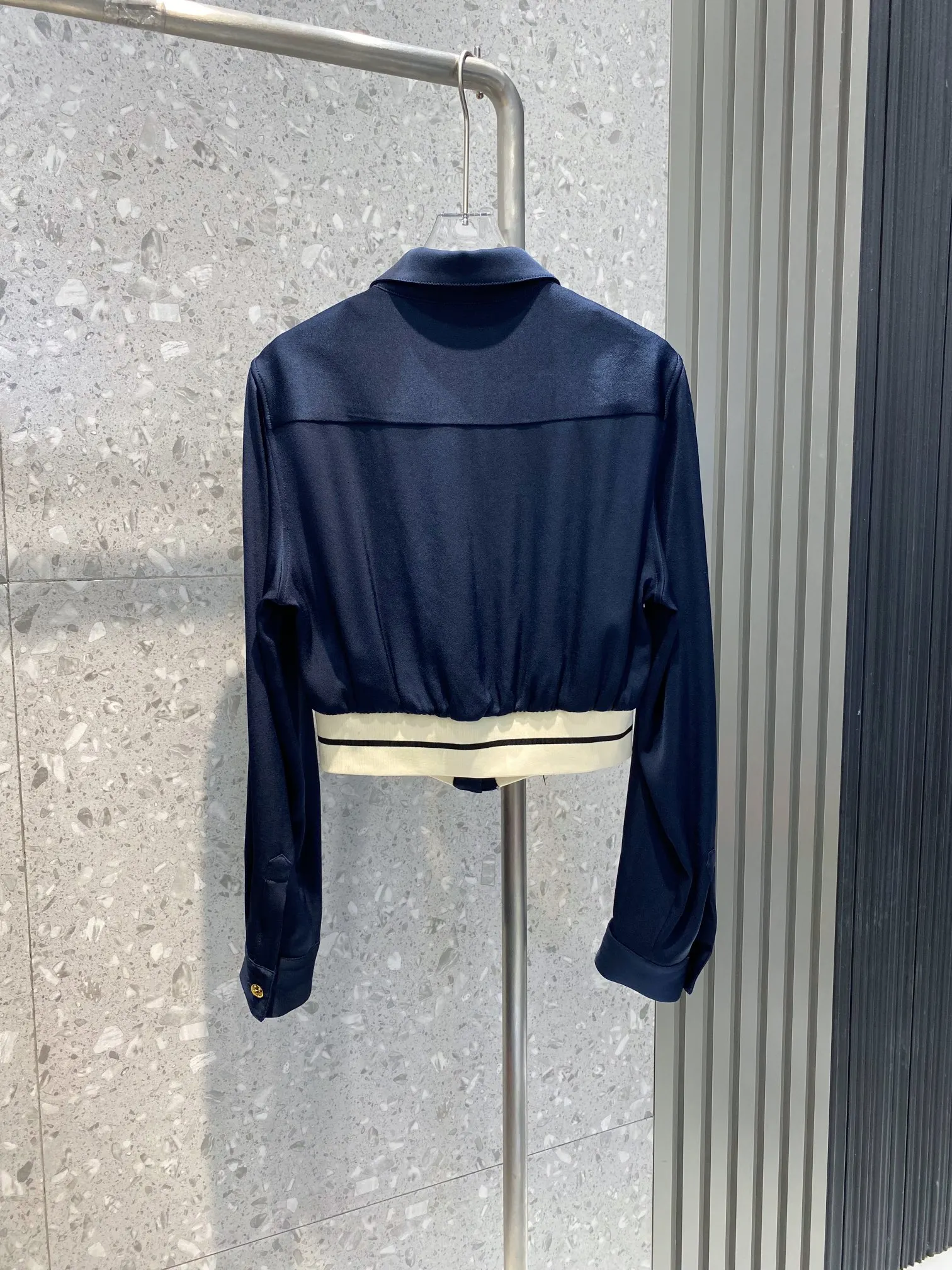 

Spring/Summer New Blue Short Top