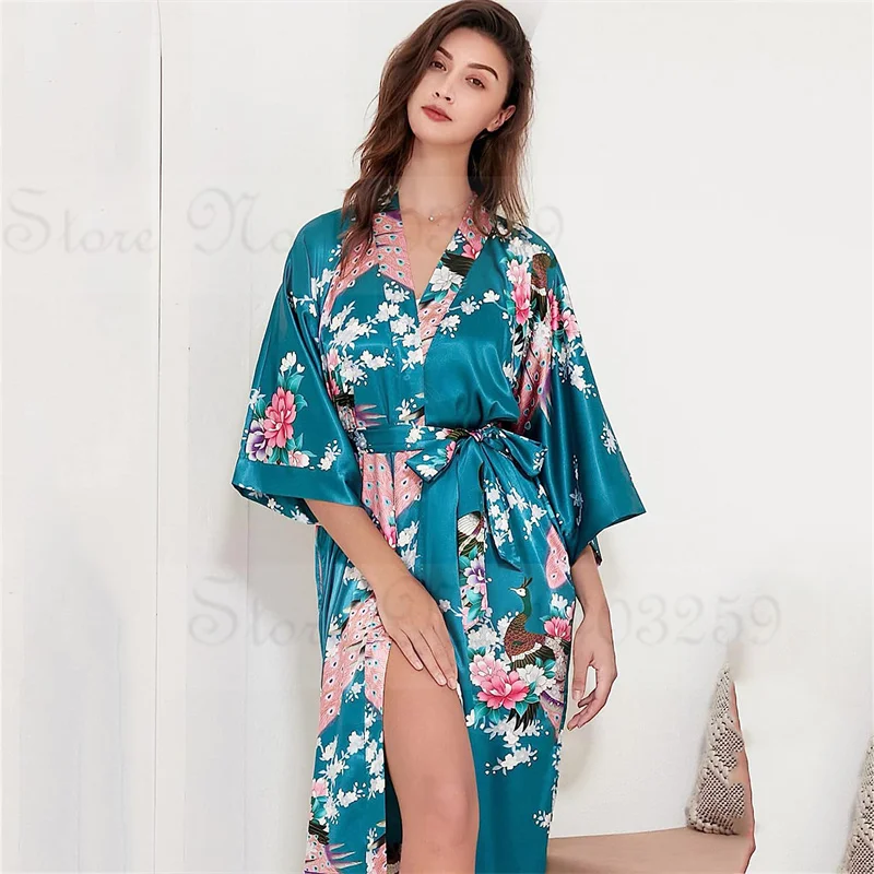 Elegant Satin Kimono Robe with Pockets - Women's Luxurious Loungewear and Bridal Dressing Gown