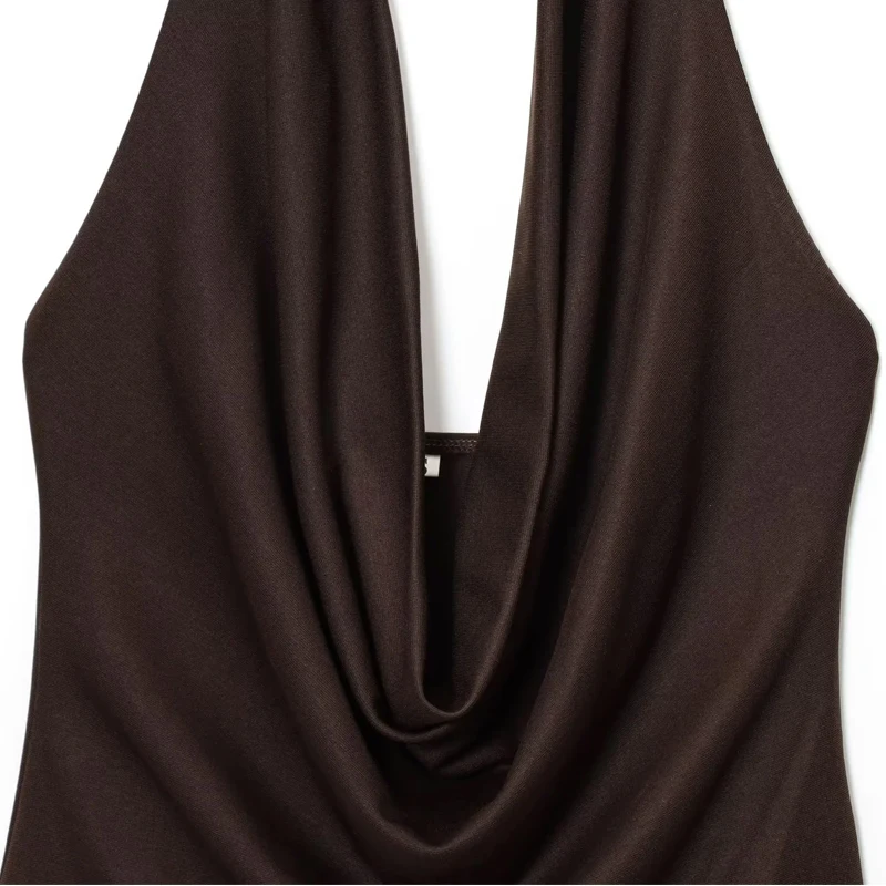 backless design detail
