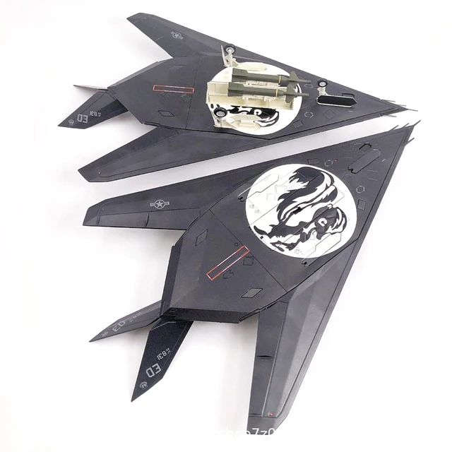 1:72 F117A Nighthawk Stealth Fighter Bomber Attack Aircraft Alloy Aircraft Model Decoration Collection Birthday Gift 2