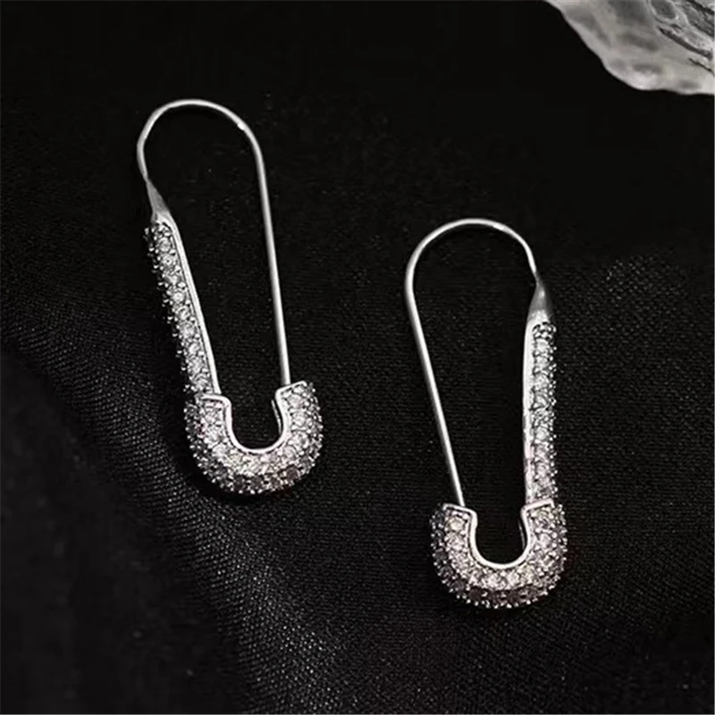 

Серьги-гвоздики из серебра 925 пробы для девочек