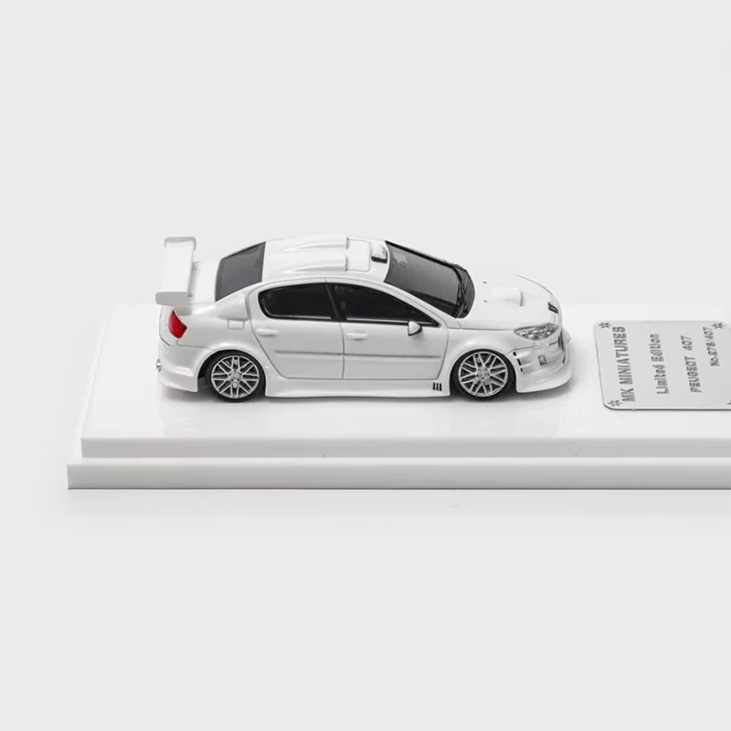Resin Simulation Model 1:64 Scale Peugeot 406 407 Taxi Sport Car
