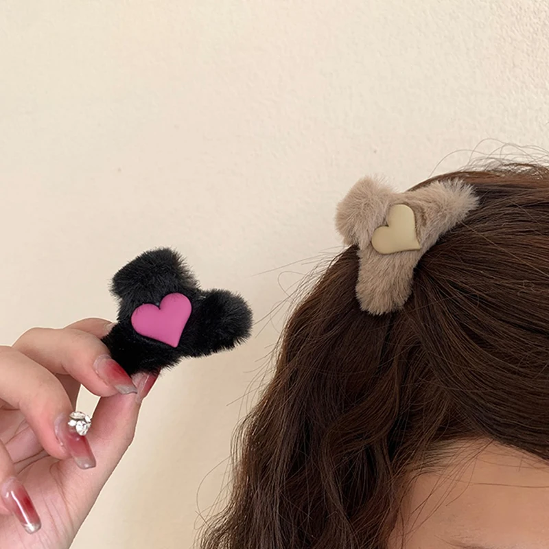 

Women Fashion Small Hair Claw Korean Style Plush Hair Clip For Girls Simple Headwear Love Shark Clip Barrettes Hair Accessories