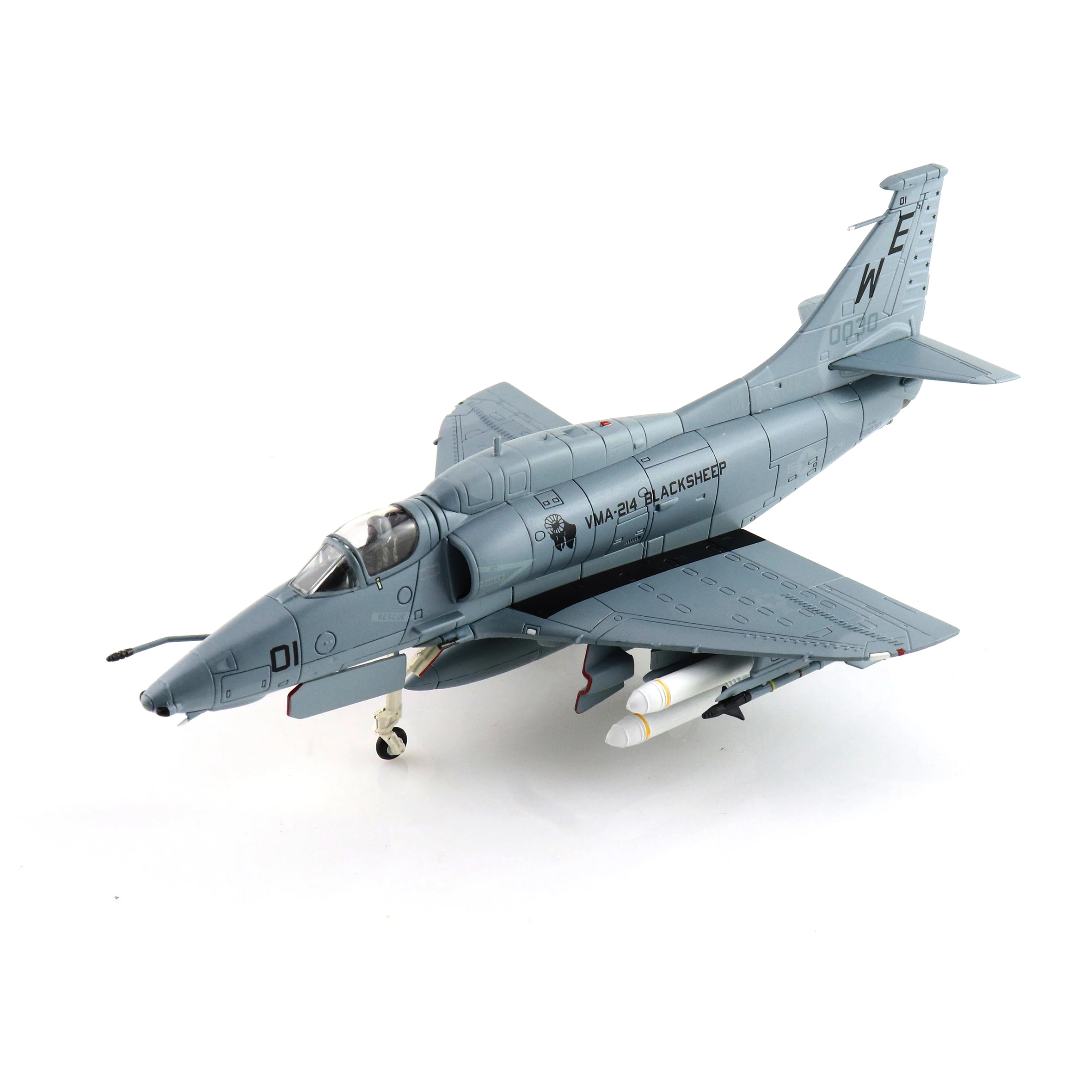 

Модель 1/72 HA1436 US A-4M Skyhawk «черный лист» 160030 VMA-214 US Marine 1989 готовый продукт из сплава