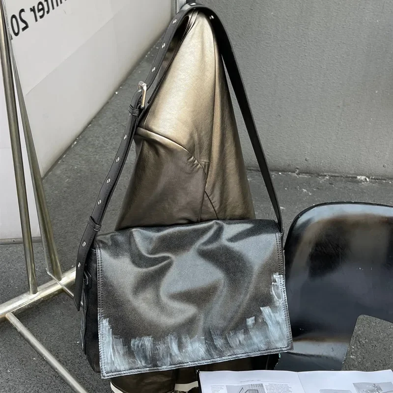 Women Handbags Female Designer Brand Shoulder Bags for Travel Weekend Outdoor Feminine Bolsas Leather Large Messenger bag Winter