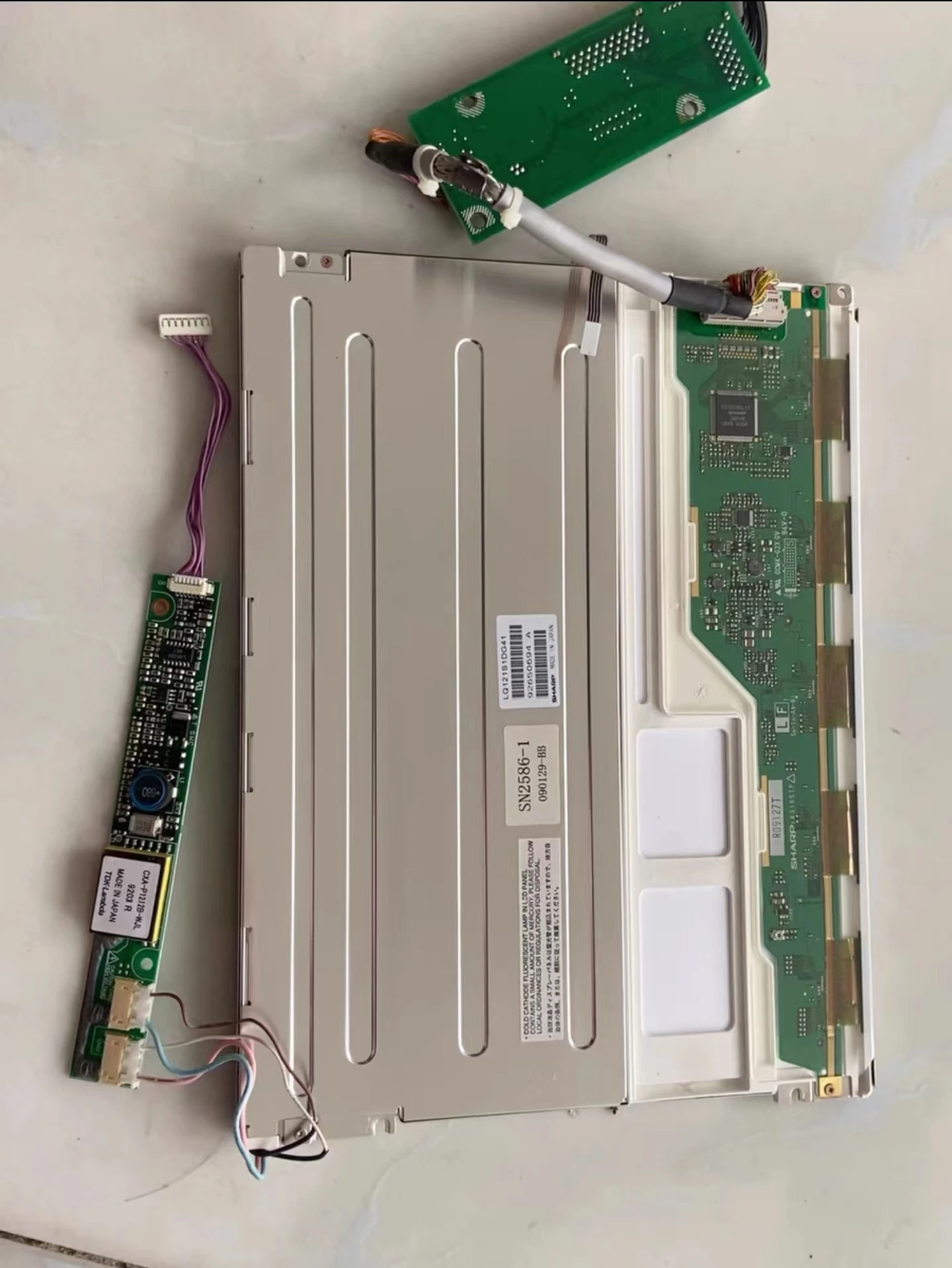 

Original Brand New 12.1 inch LQ121S1DG41 LCD Display Suitable For LCD Screen Maintenance And Replacement Free of Shipping