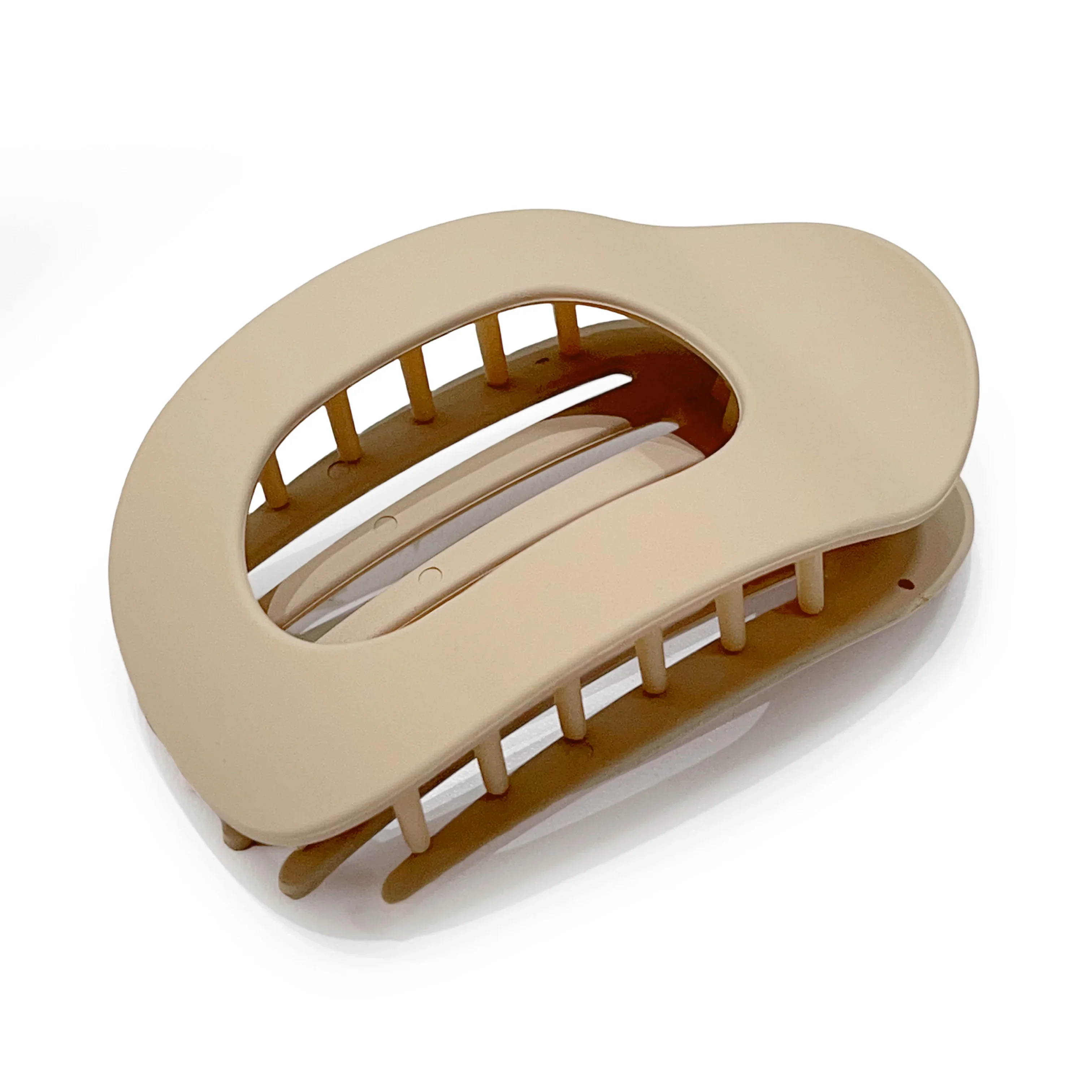 Leopard Print Matte Oval Hair Claw Clip for Women – Stylish Acrylic Hair Accessory