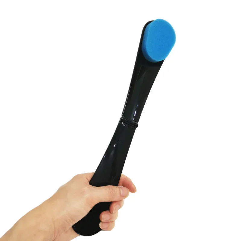 Portable Sunscreen and Tanning Back Applicator