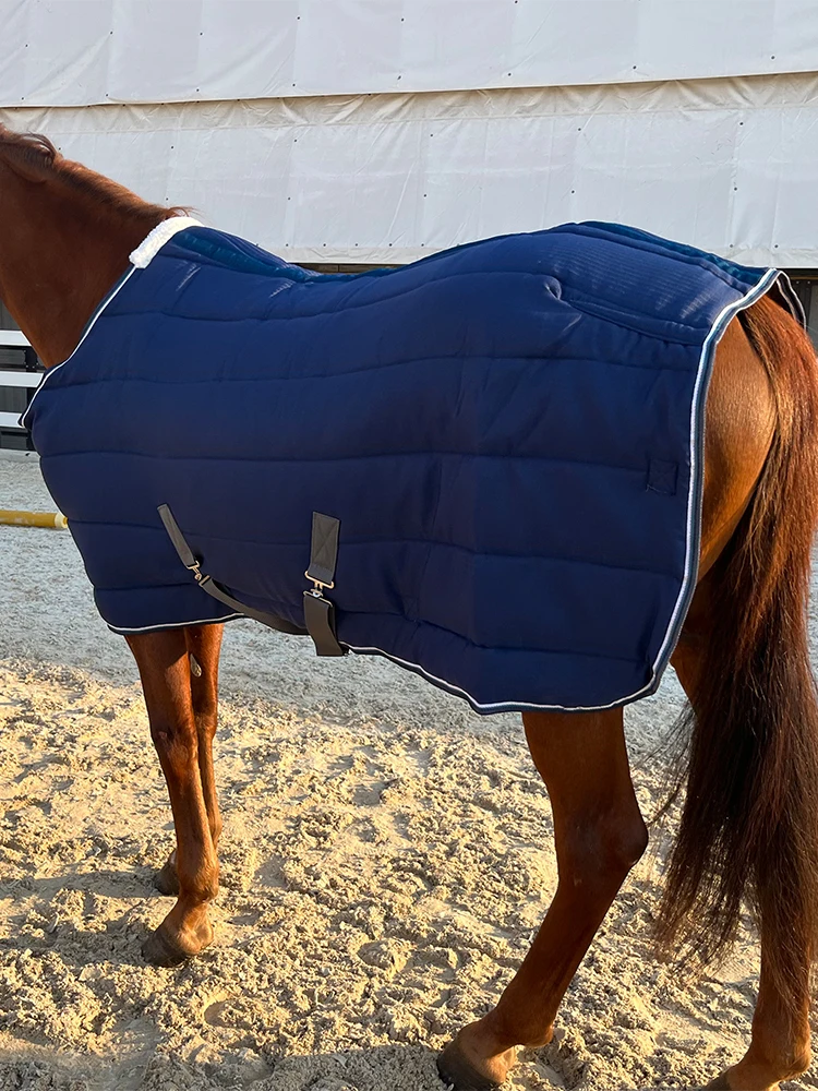 Winter cold resistant and warm cotton horse clothing, comfortable equestrian supplies