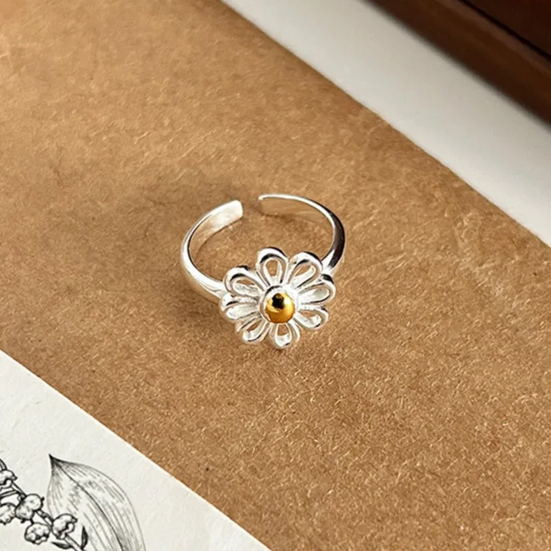 Silver Color Sweet Hollowed Out Daisy Rings for Women Fashion Flower Statement Adjustable Ring Party Jewelry Gifts