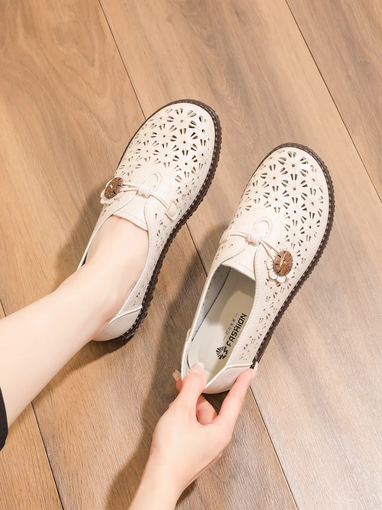 Spring Casual Sneakers Women Shoes Genuine Leather Slip-On Flat Shoes Hollow Out Breathable Women's Shoes Plus Size