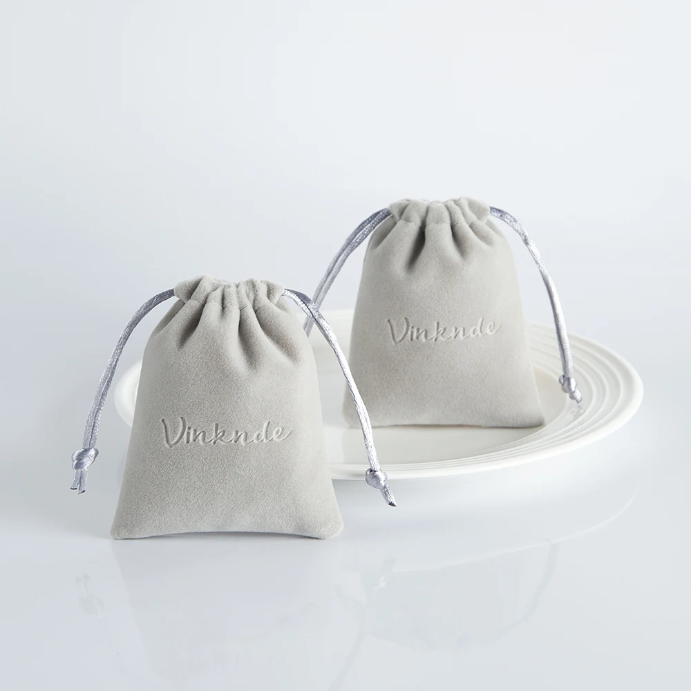 100pcs Personalized Velvet Drawstring Bag Custom Jewelry Pouch Small Grey Jewellery Products Packaging Pouches Deboss Logo Print 5pcs lot jute bag 10x14 13x18 santa festival gift packing linen cotton pouch sachet pouches velvet bag can customized logo