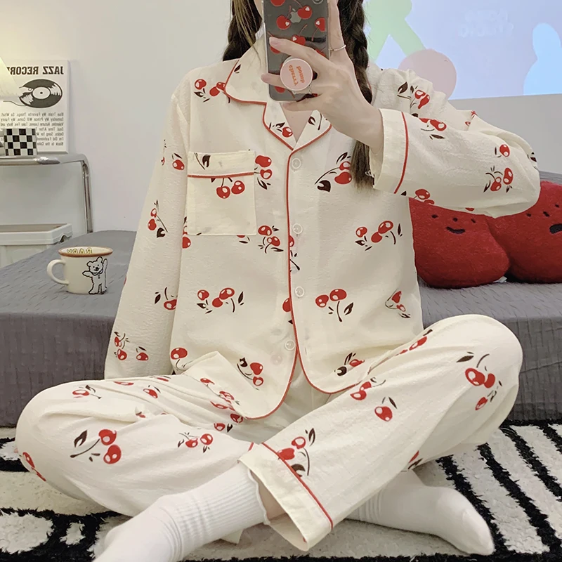Cardigan small lapel floral pajamas women spring and autumn thin foam wrinkled apricot small love casual sweet lovely home suit