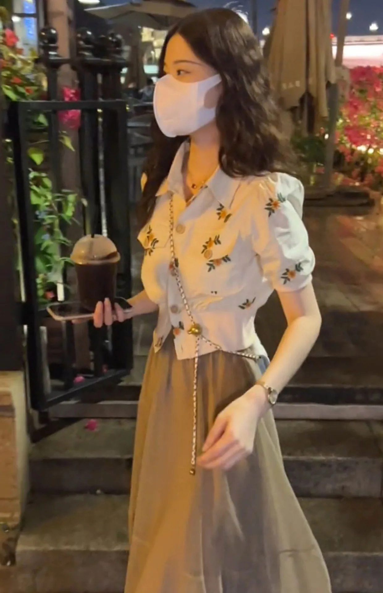 

Small Suit Skirt for Women 2022 Summer New Embroidery Top French High Waist A- line Skirt Two-Piece Suit