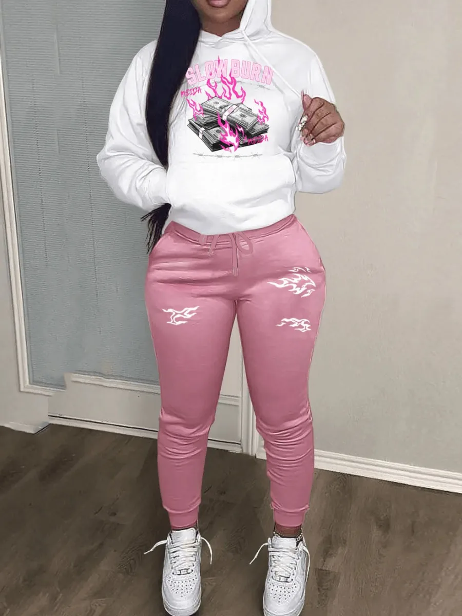 Женский спортивный костюм с капюшоном LW