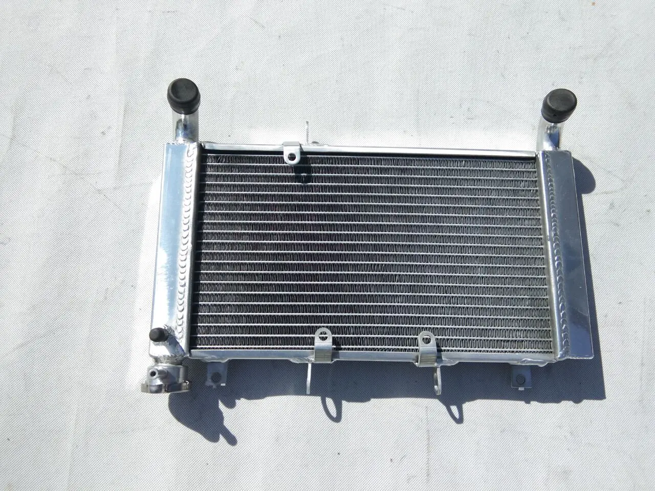 

Для 2014-2018 Honda CBR650F CBR 650 F алюминиевый радиатор Охлаждающая охлаждающая жидкость 2014 2015 2016 2017 2018