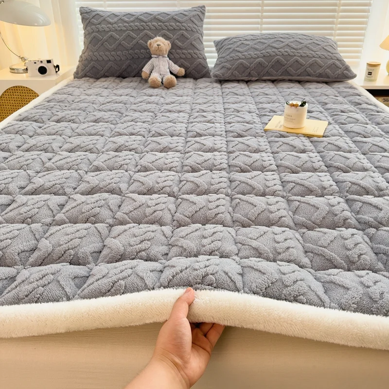 Winter Warm Velvet Mattress Toppers Thicken Bed Mattress Cover Bedspreads Quilted Tatami Floor Mat 80/100/140/160x200 Bed Sheet