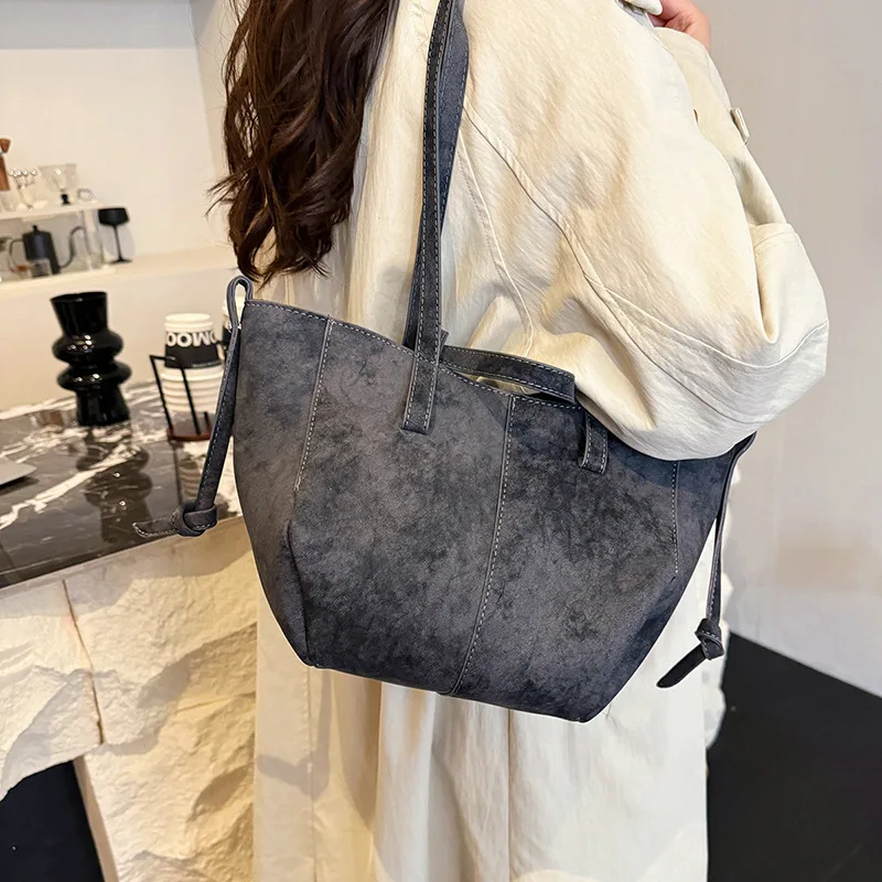 2025 Luxury Designer Crossbody Tote Small PU Leather Shoulder Bag for Women Female Brand Retro New Handbags and Purses Tote Bag 2